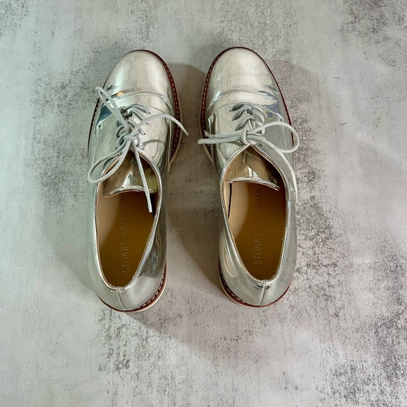 Stuart Weitzman - Picture 7 of 11